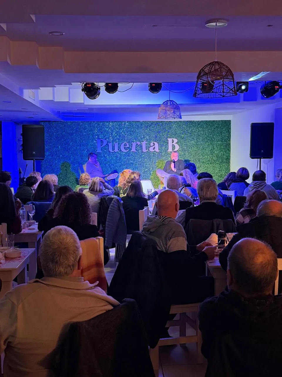 Fernando Borroni hizo la presentación de su libro en Berisso